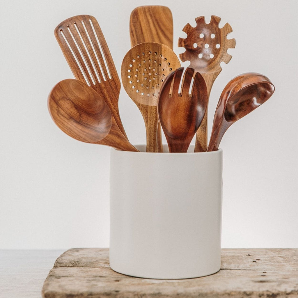 Eco-Friendly Heat-Resistant Wooden Utensil Set (7 Pieces)