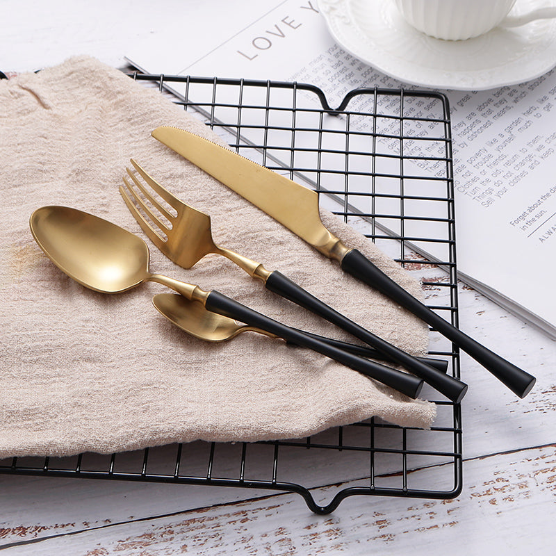 Essence Living Flatware Set