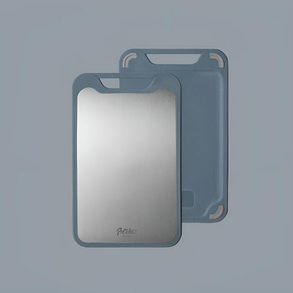 Variant image for Double-Sided Stainless Steel Cutting Board with Antibacterial Surface and Integrated Garlic Grater - Durable and Easy to Clean-3