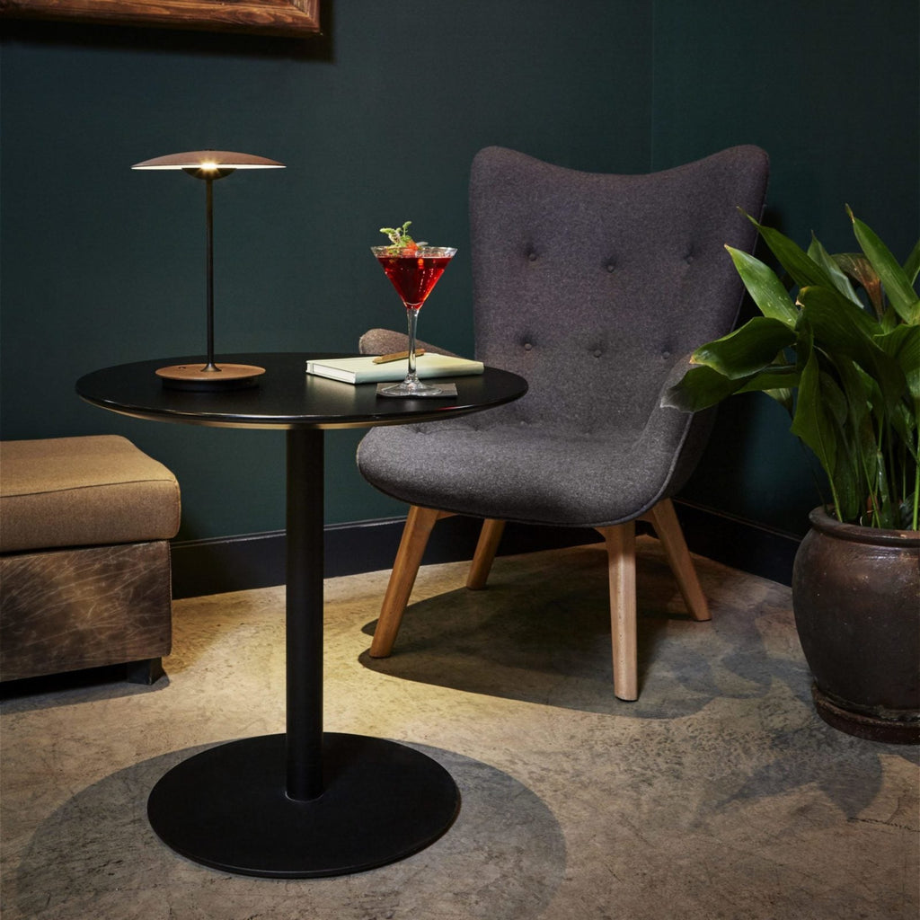 AmbaGlow – Modern LED Table Lamp