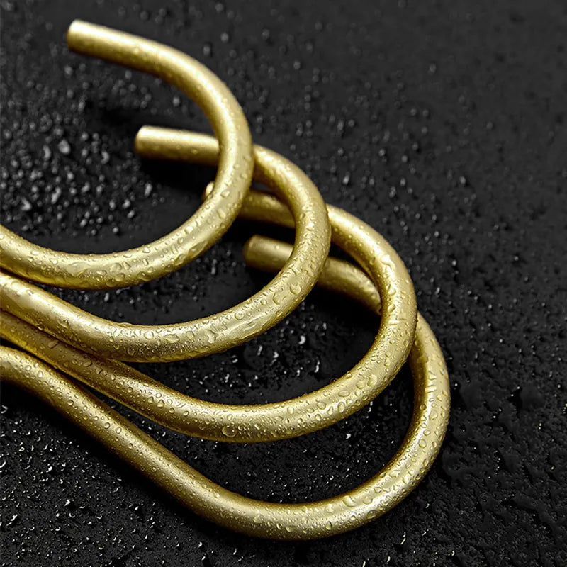 HookLuxe – Premium Garment Hooks