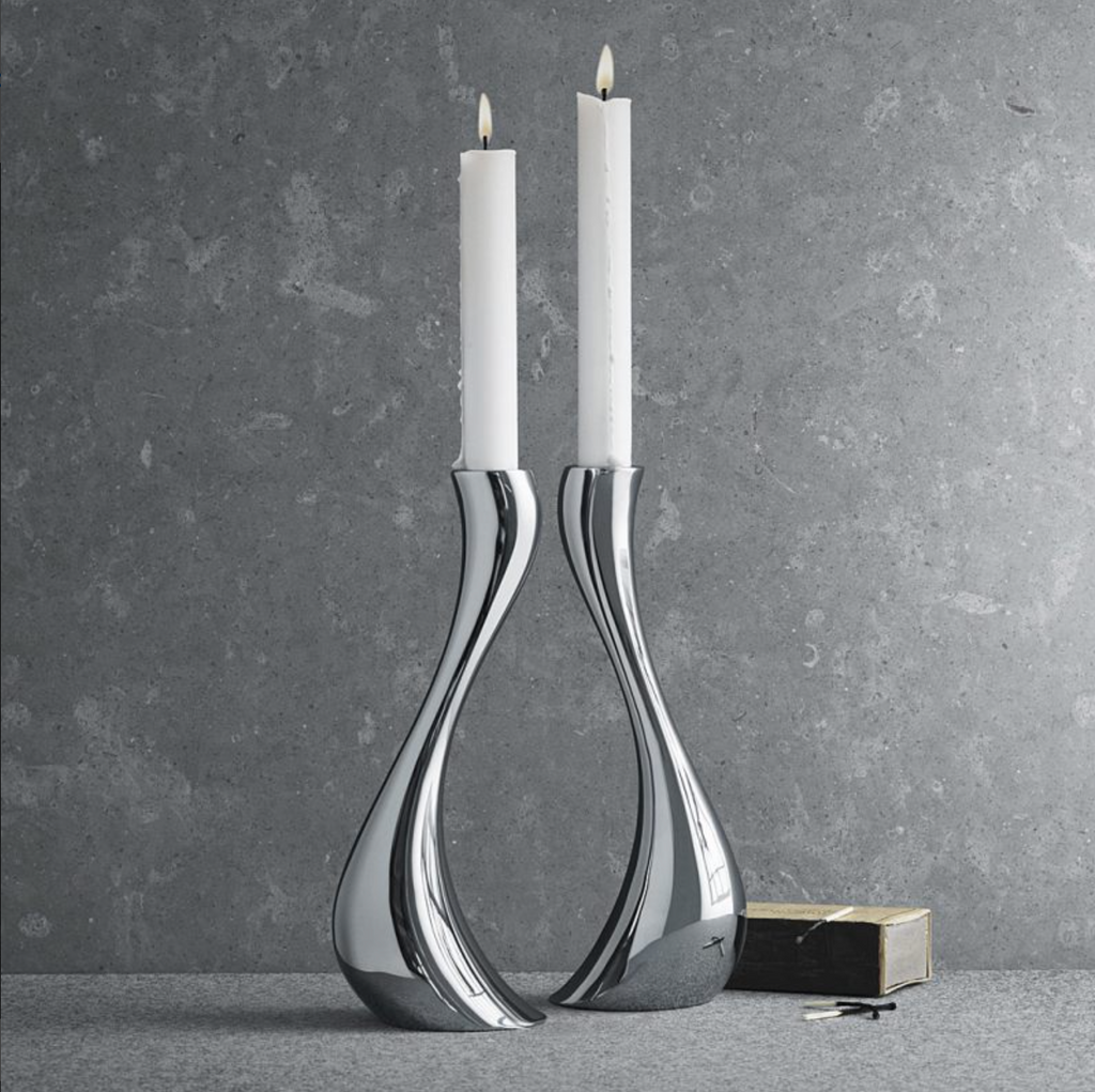 DoraWave – Luxury Chrome Candle Holders with Elegant Wave Shape