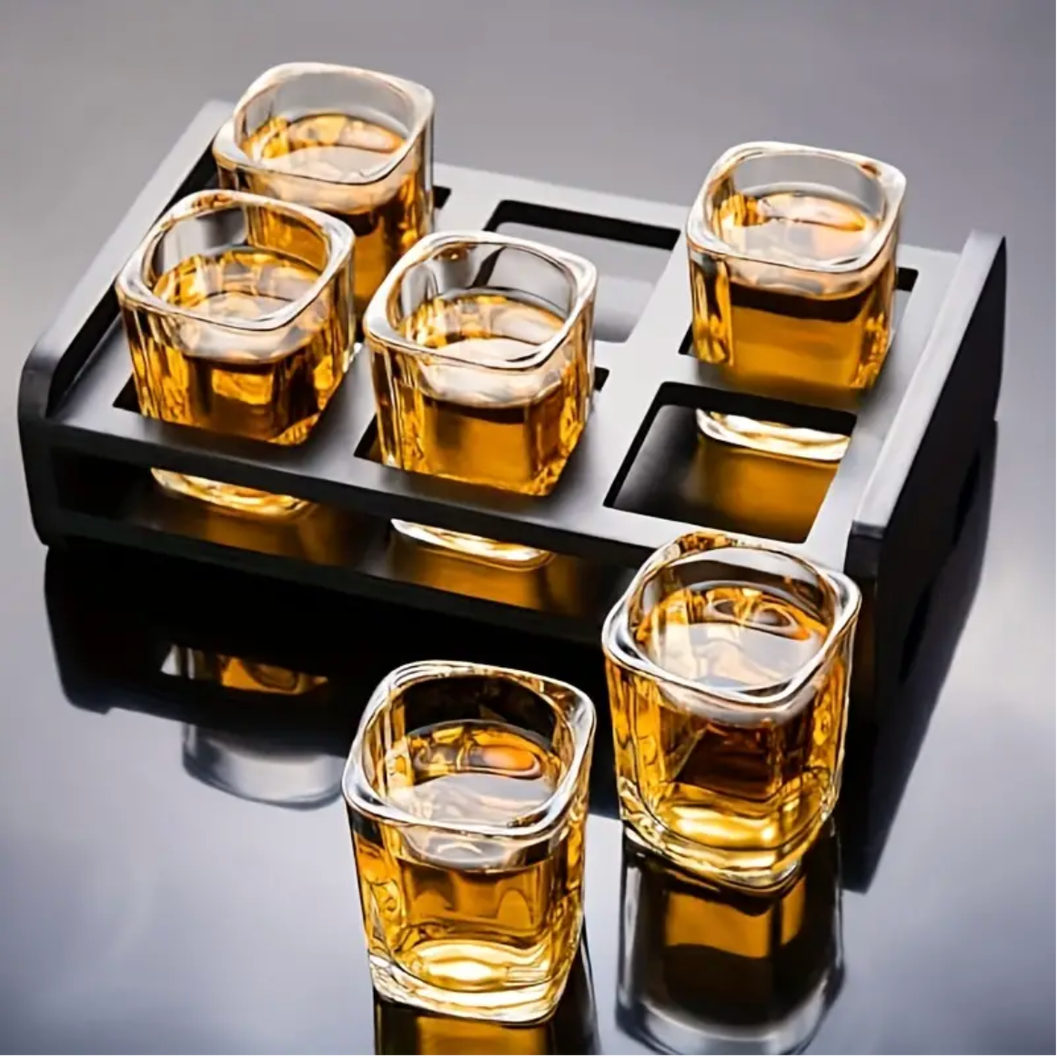DrinkUnique Square Whiskey Glass Tray Set