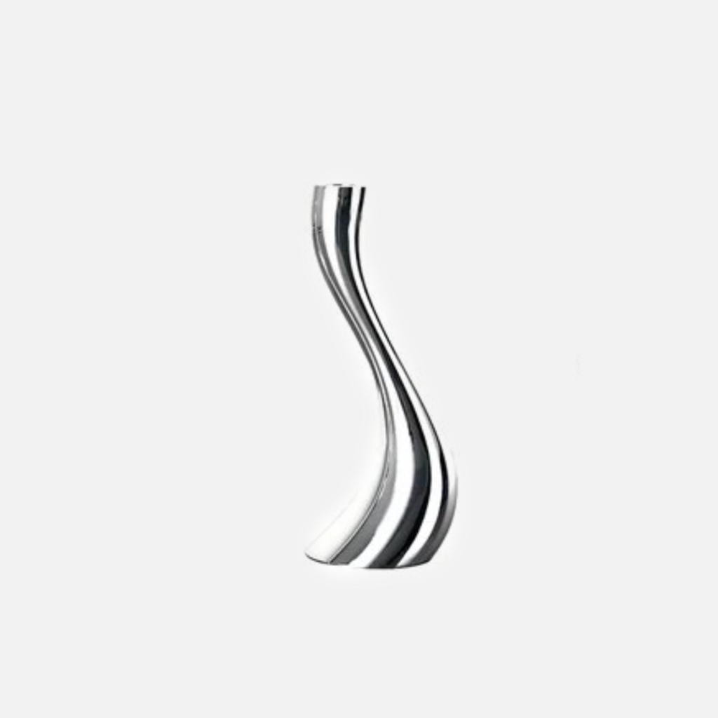 DoraWave – Luxury Chrome Candle Holders with Elegant Wave Shape