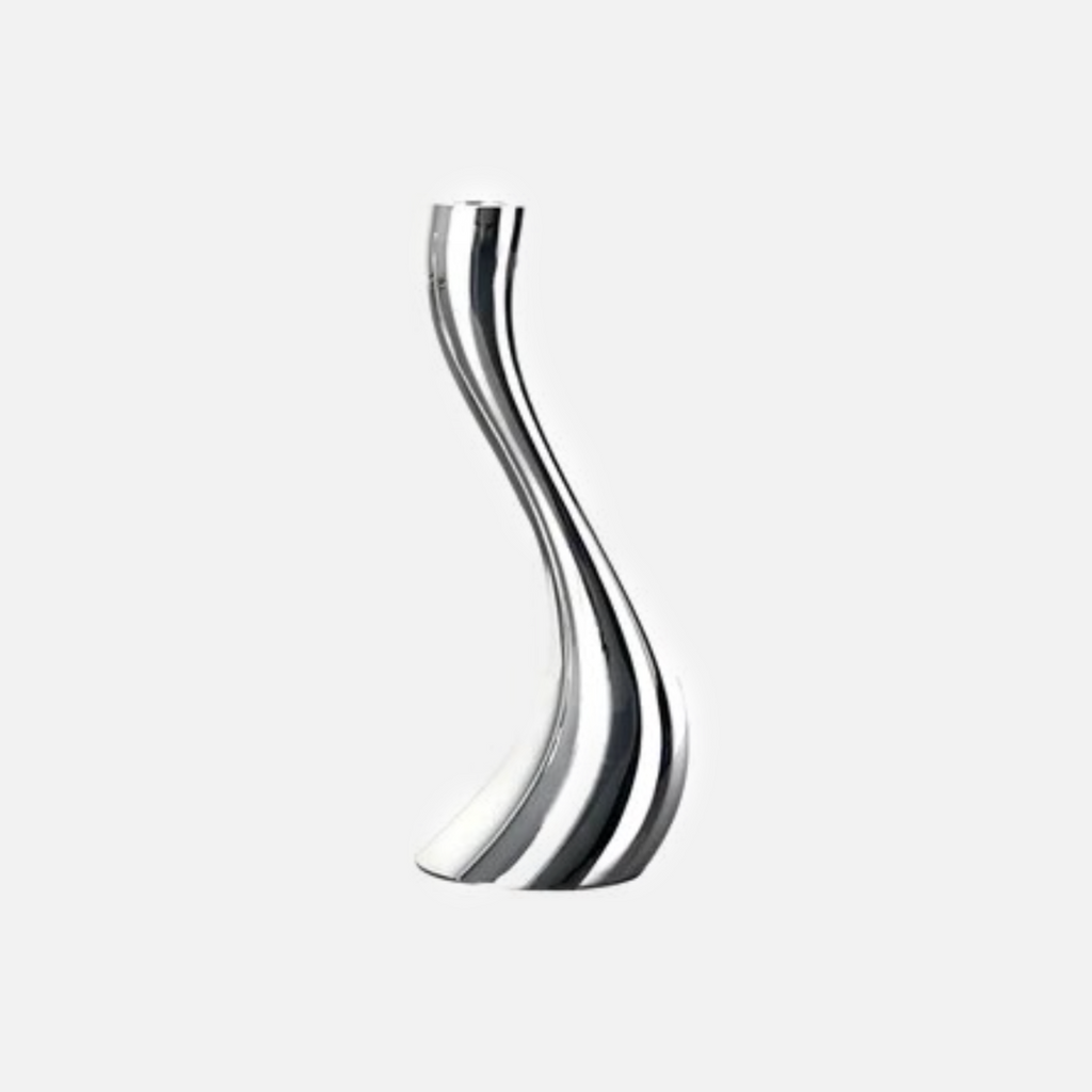 DoraWave – Luxury Chrome Candle Holders with Elegant Wave Shape