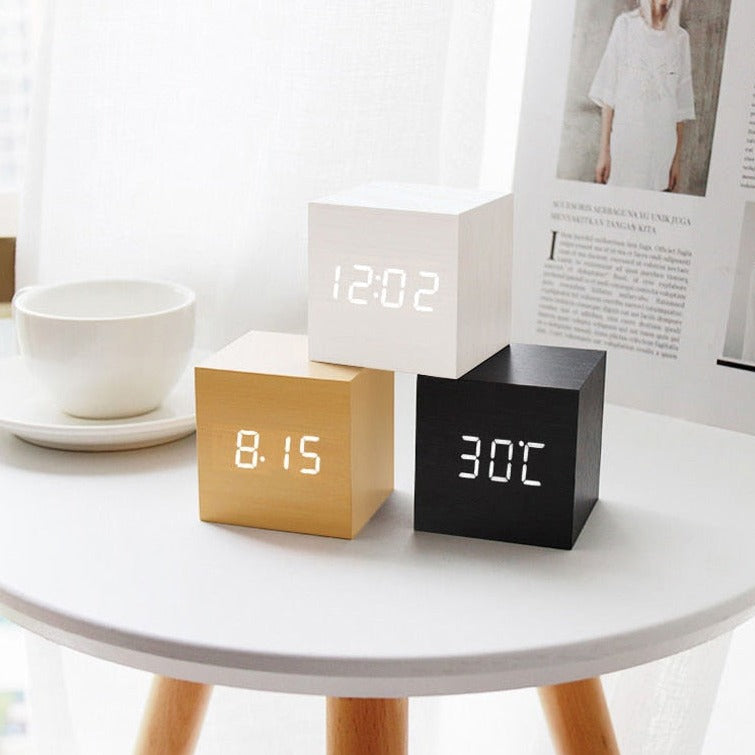 Minimalist LED Alarm Clock with Clear Display, Snooze Function & Wood Grain Finish – Stylish Digital Clock for Home Decor-2