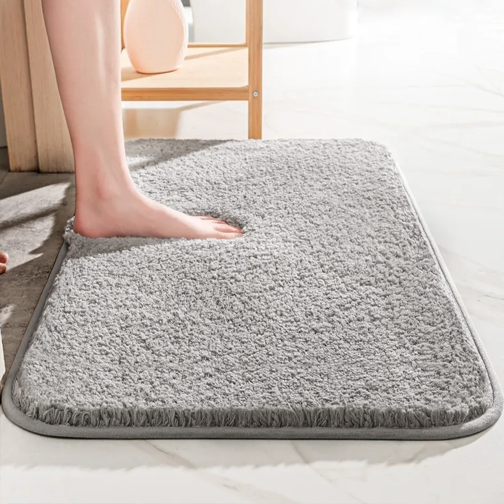 Variant image for Luxurious Non-Slip Bath Mat – Ultra-Plush Microfiber Bathroom Rug for Maximum Comfort and Absorbency, Available in Multiple Sizes-1